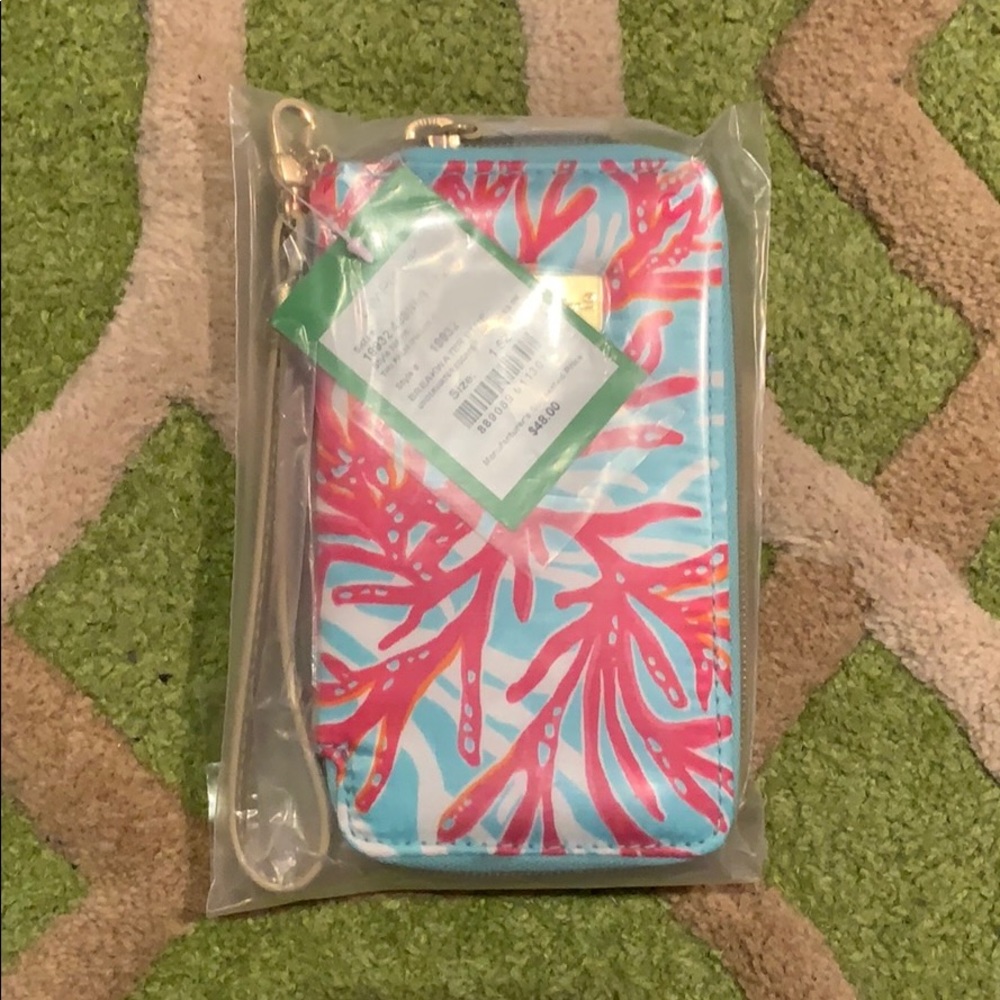 NWT- Lilly Pulitzer wristlet